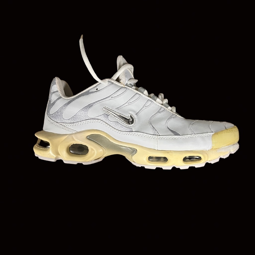 Nike Air Max Plus, breathable sneakers size men’s size 12
